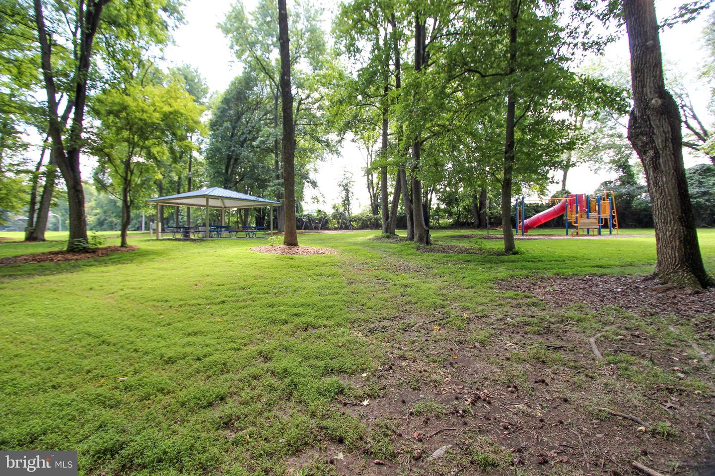 10 Elm Ave Property Photo 30