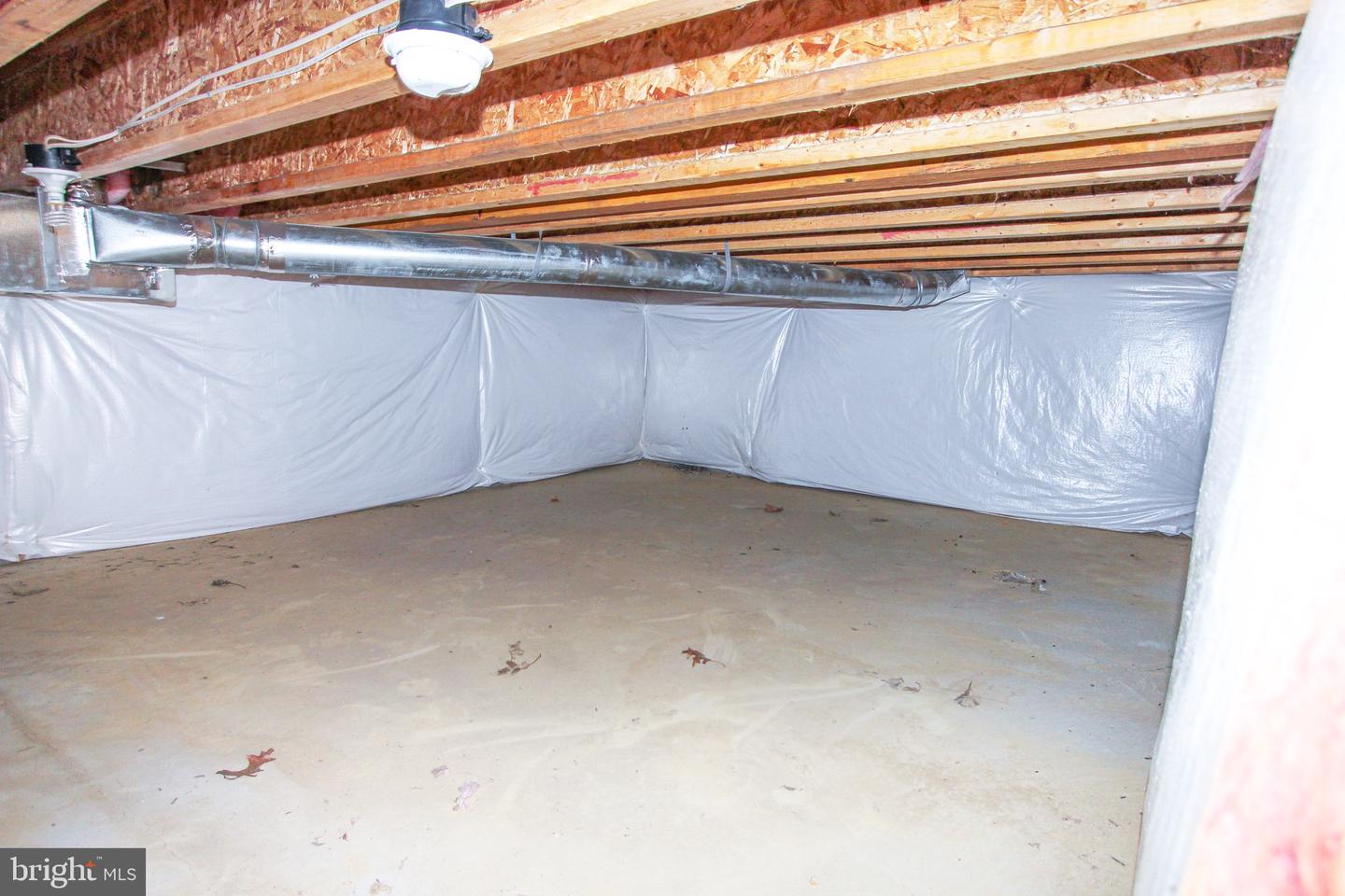 10 Elm Ave Property Photo 36