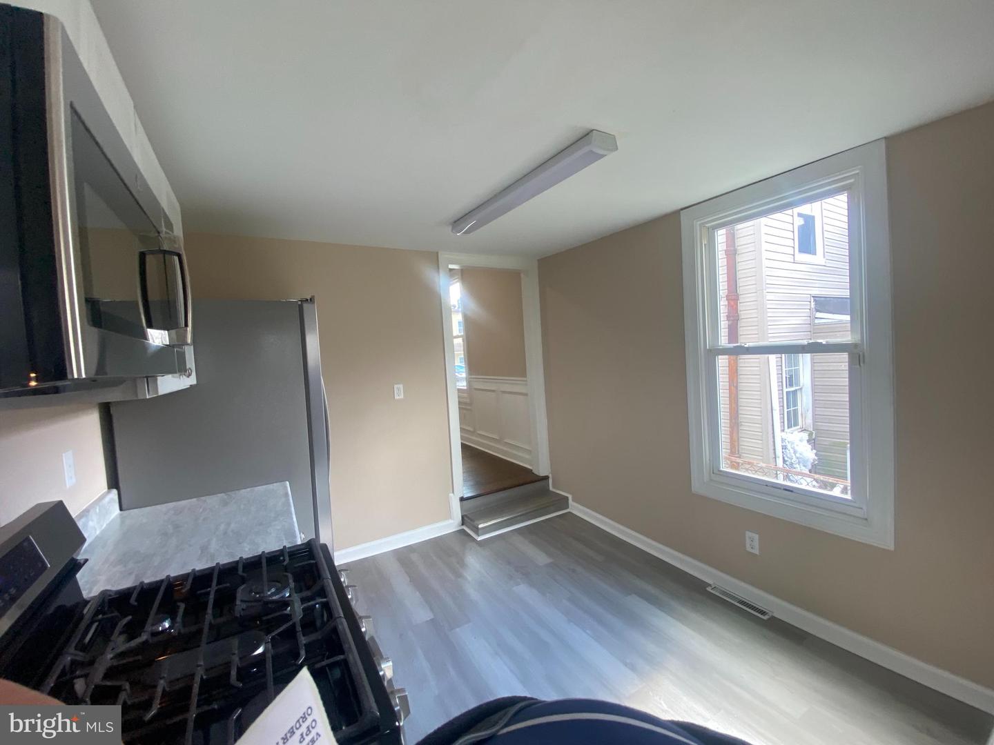 805 Anchorage St Property Photo 9