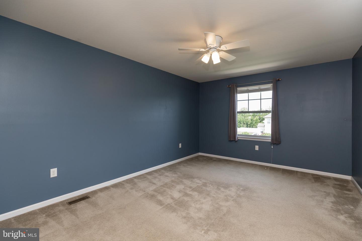 222 Loft St Property Photo 28