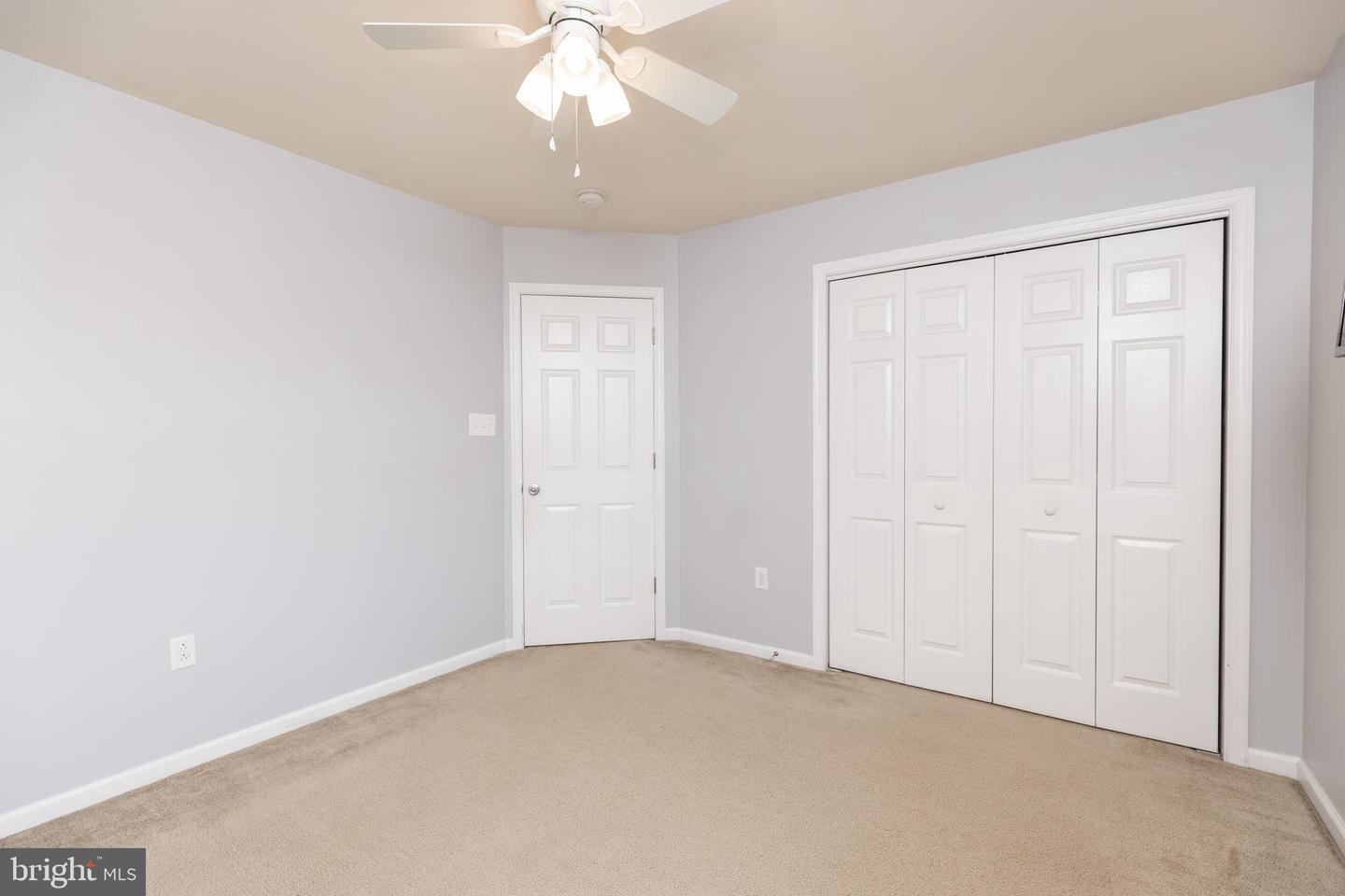 222 Loft St Property Photo 31