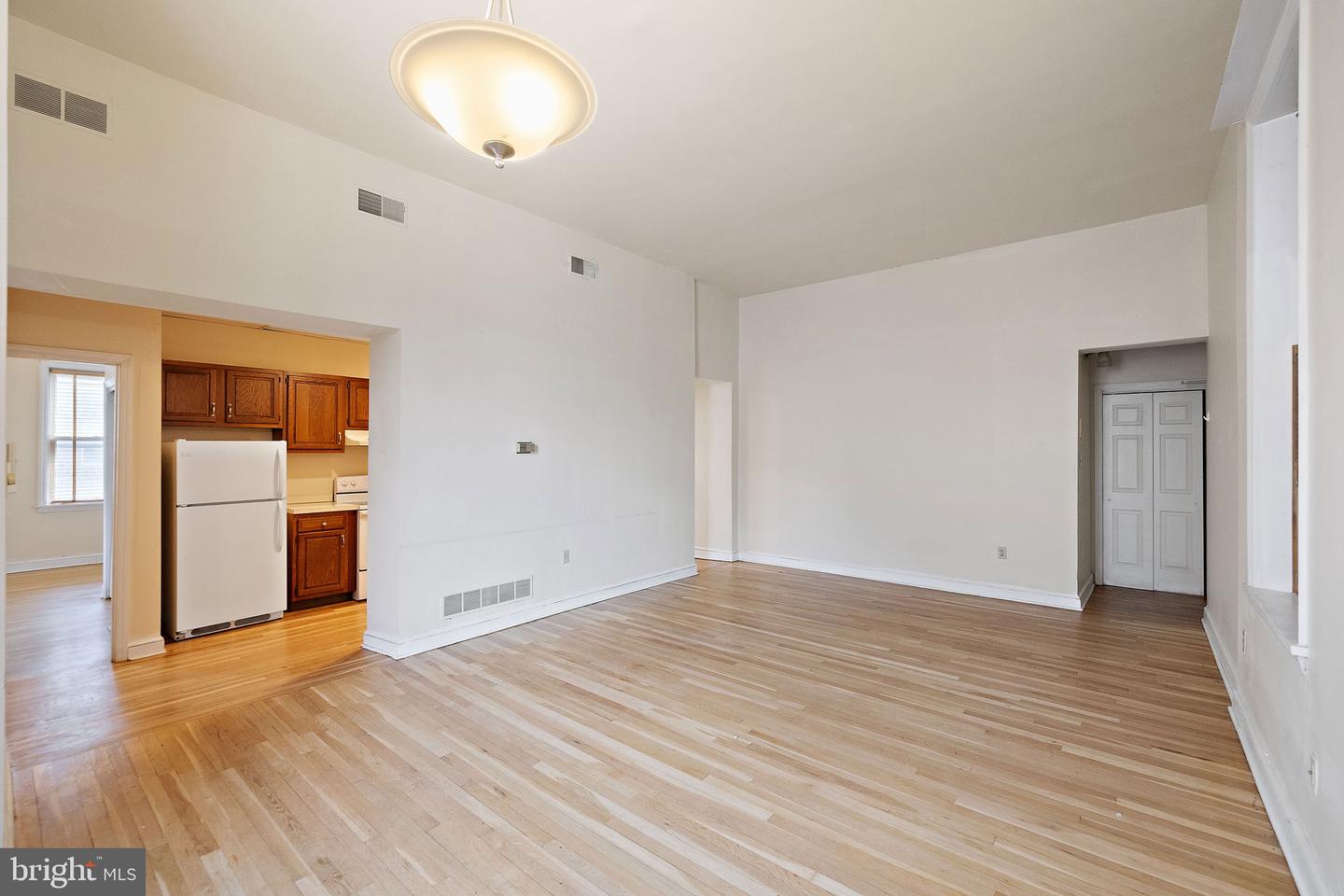 1401 Delaware Ave #1r Property Photo 4