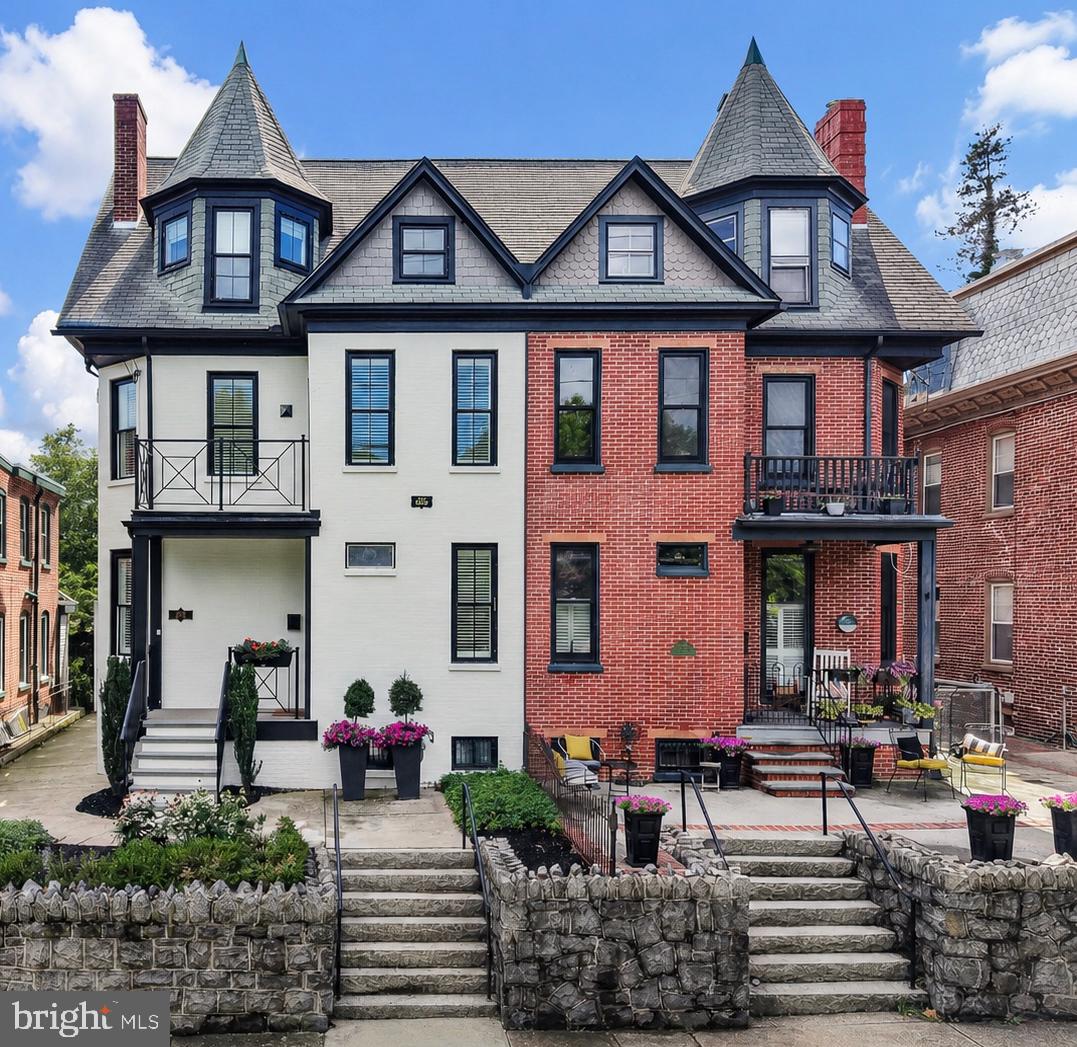 2018 Gilpin Ave Property Photo 1