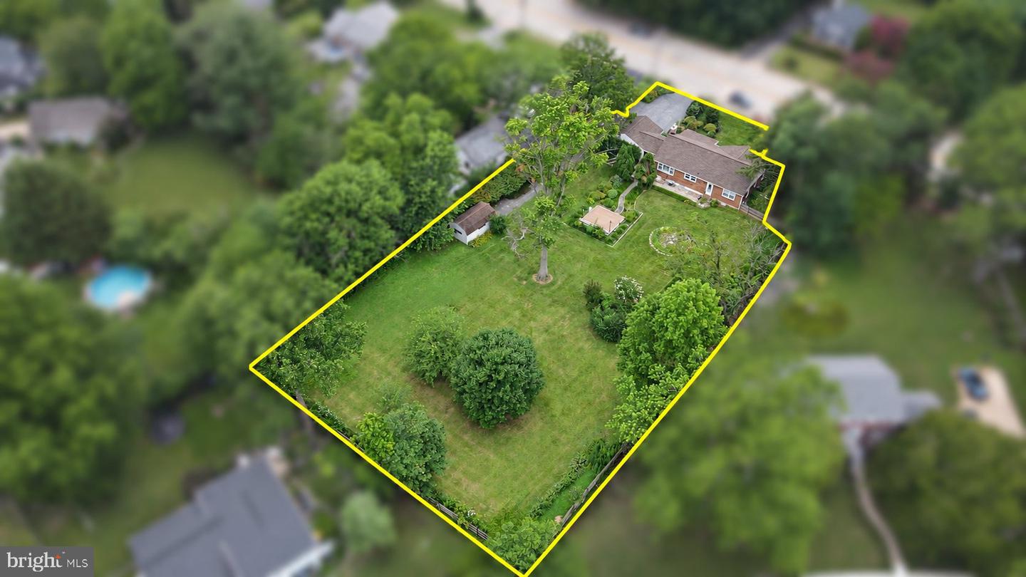 1822 Foulk Rd Property Photo 1