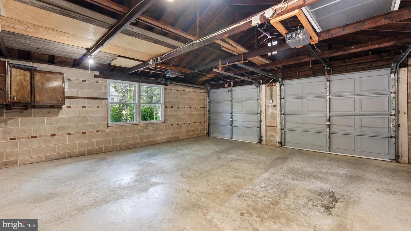 1822 Foulk Rd Property Photo 45