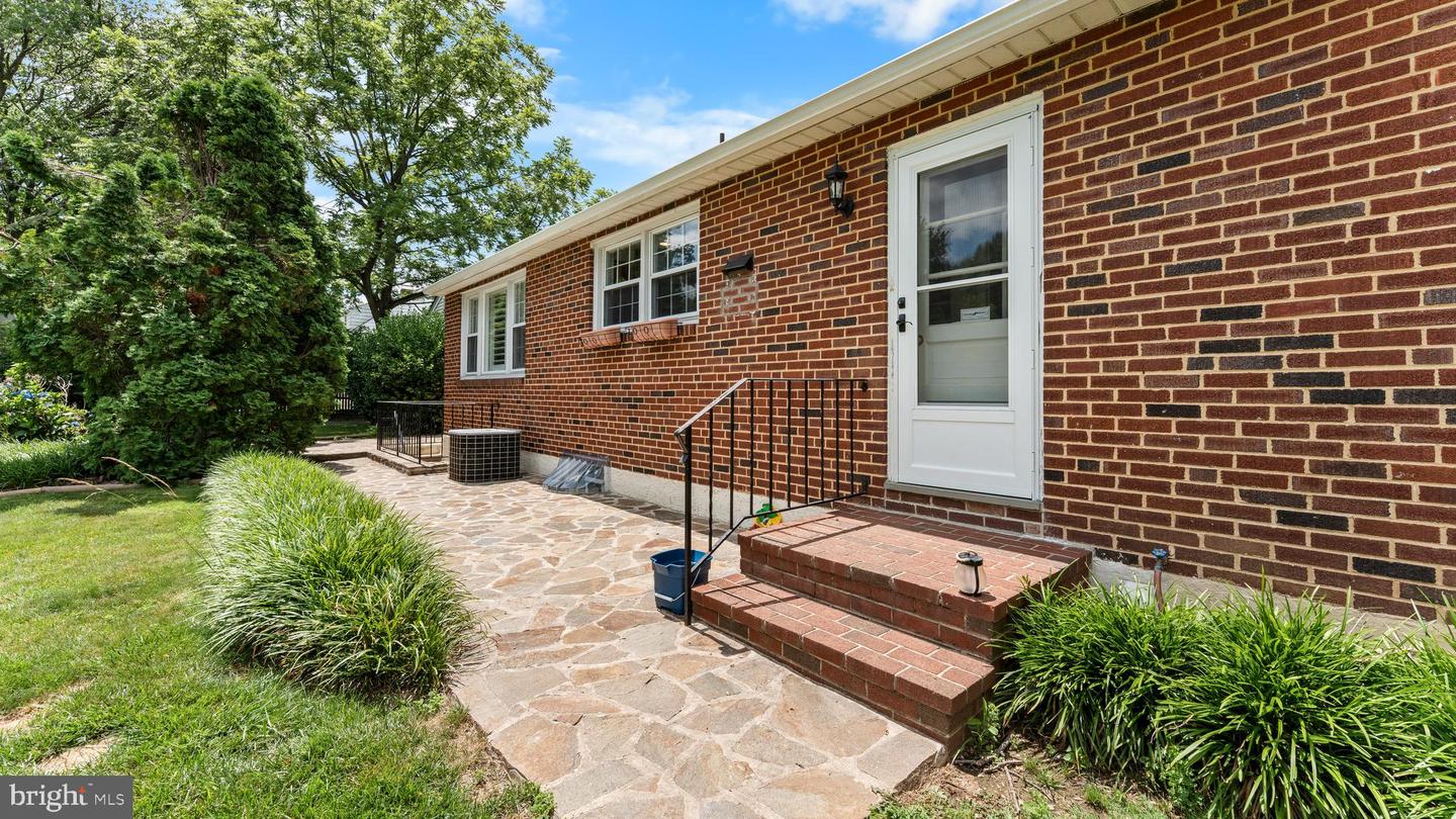1822 Foulk Rd Property Photo 46