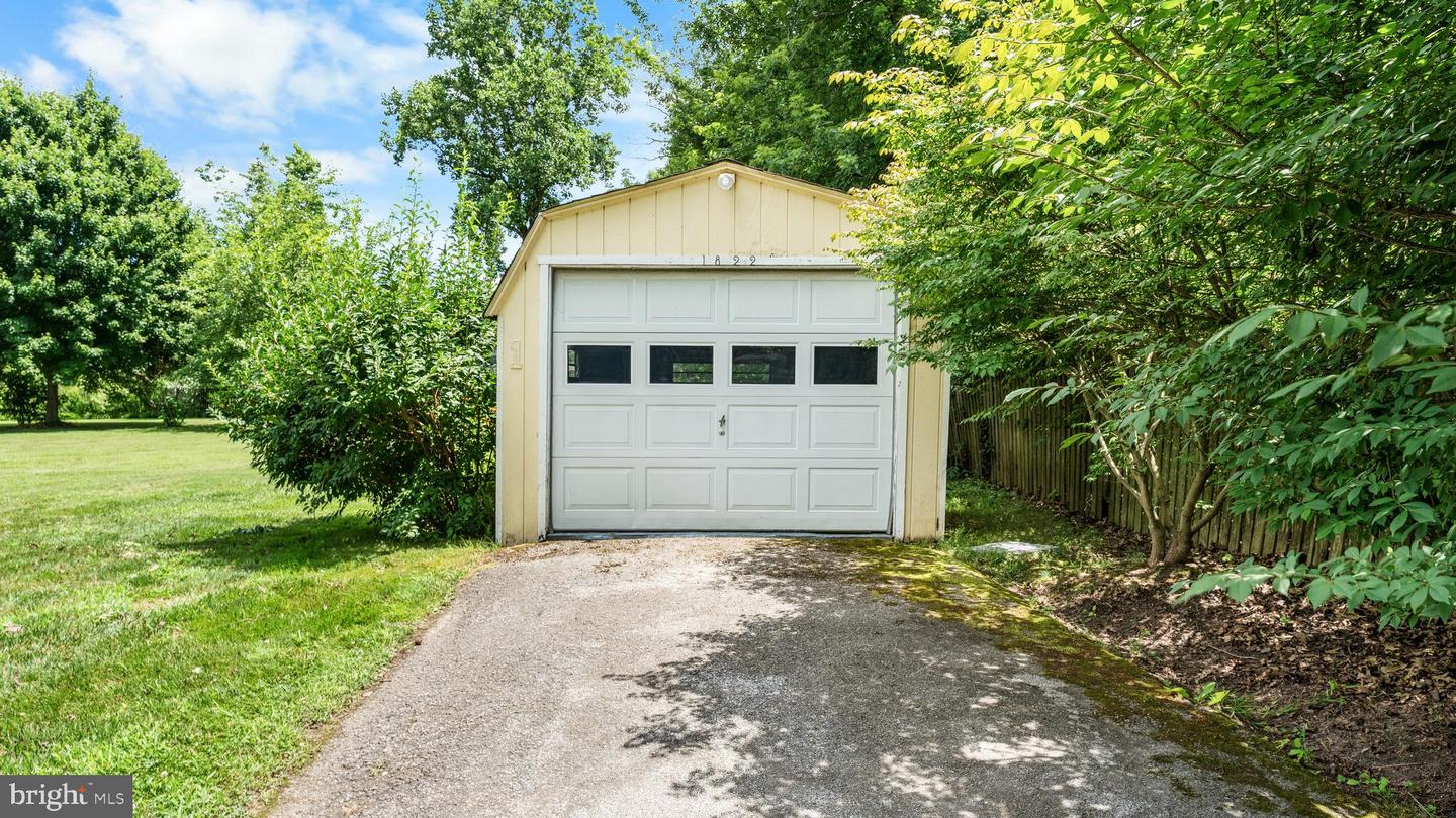1822 Foulk Rd Property Photo 54