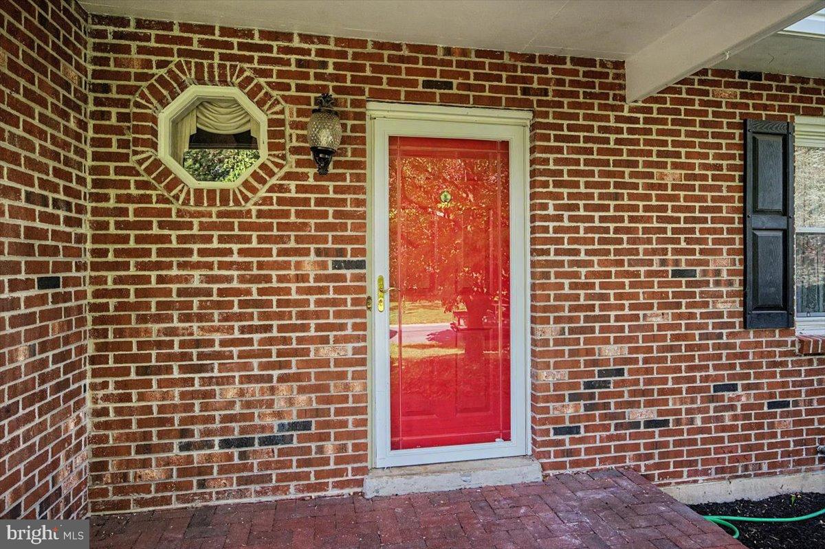 1 Abbey Ct Property Photo 3