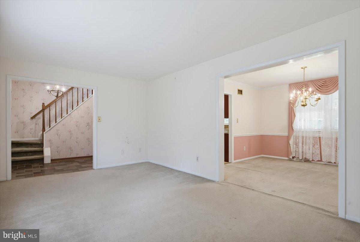 1 Abbey Ct Property Photo 7