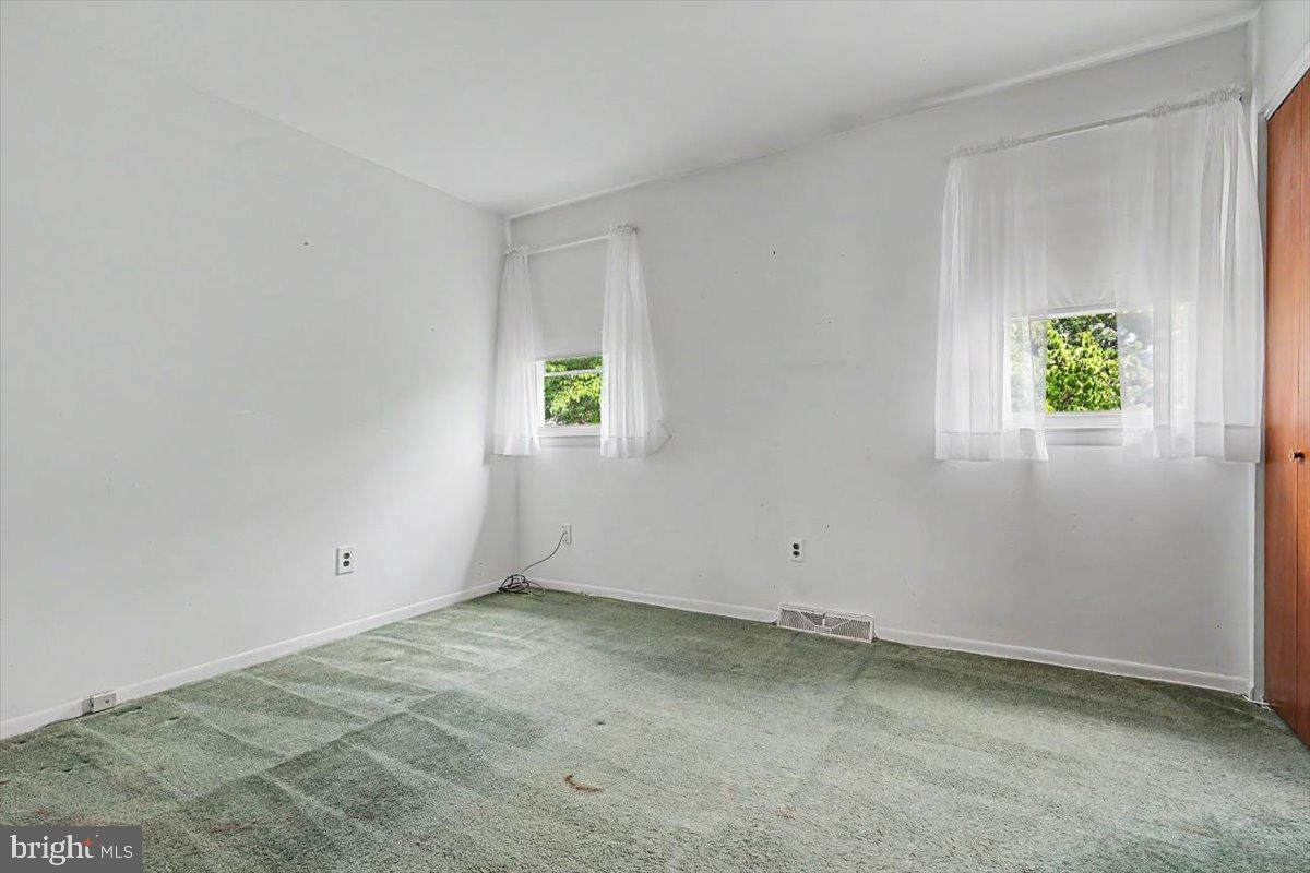 1 Abbey Ct Property Photo 22