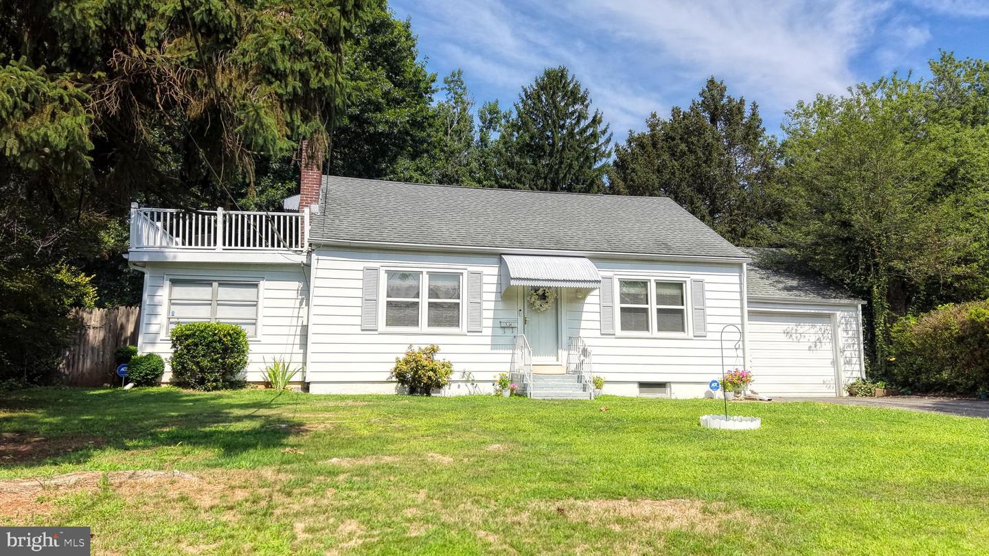 307 Channel Rd Property Photo 1