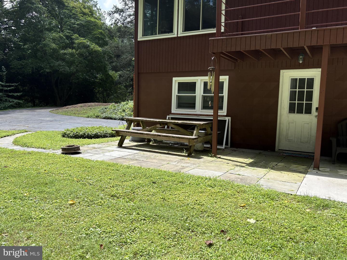1004 Dixon Dr Property Photo 10