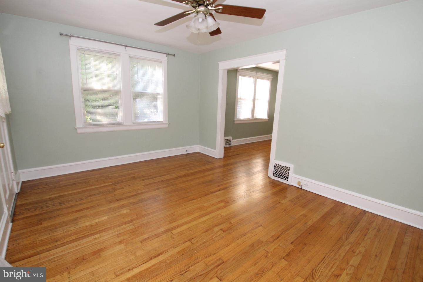 507 Tremont St Property Photo 11