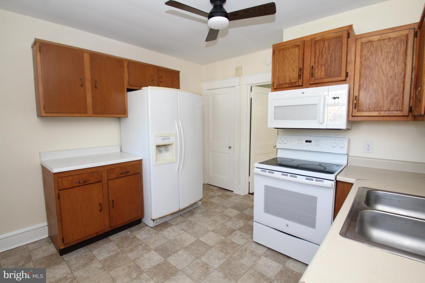 507 Tremont St Property Photo 16