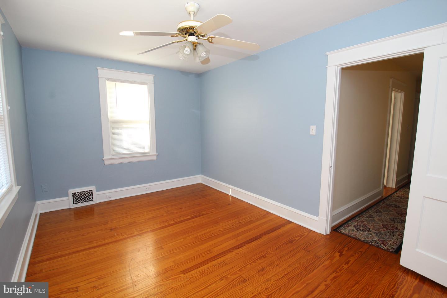 507 Tremont St Property Photo 26