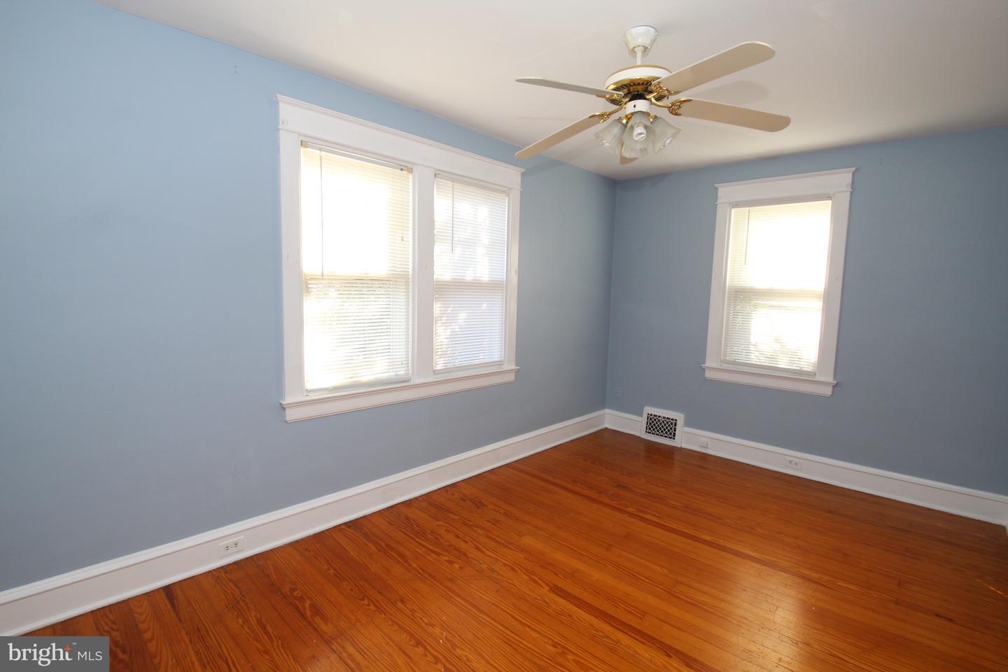 507 Tremont St Property Photo 27