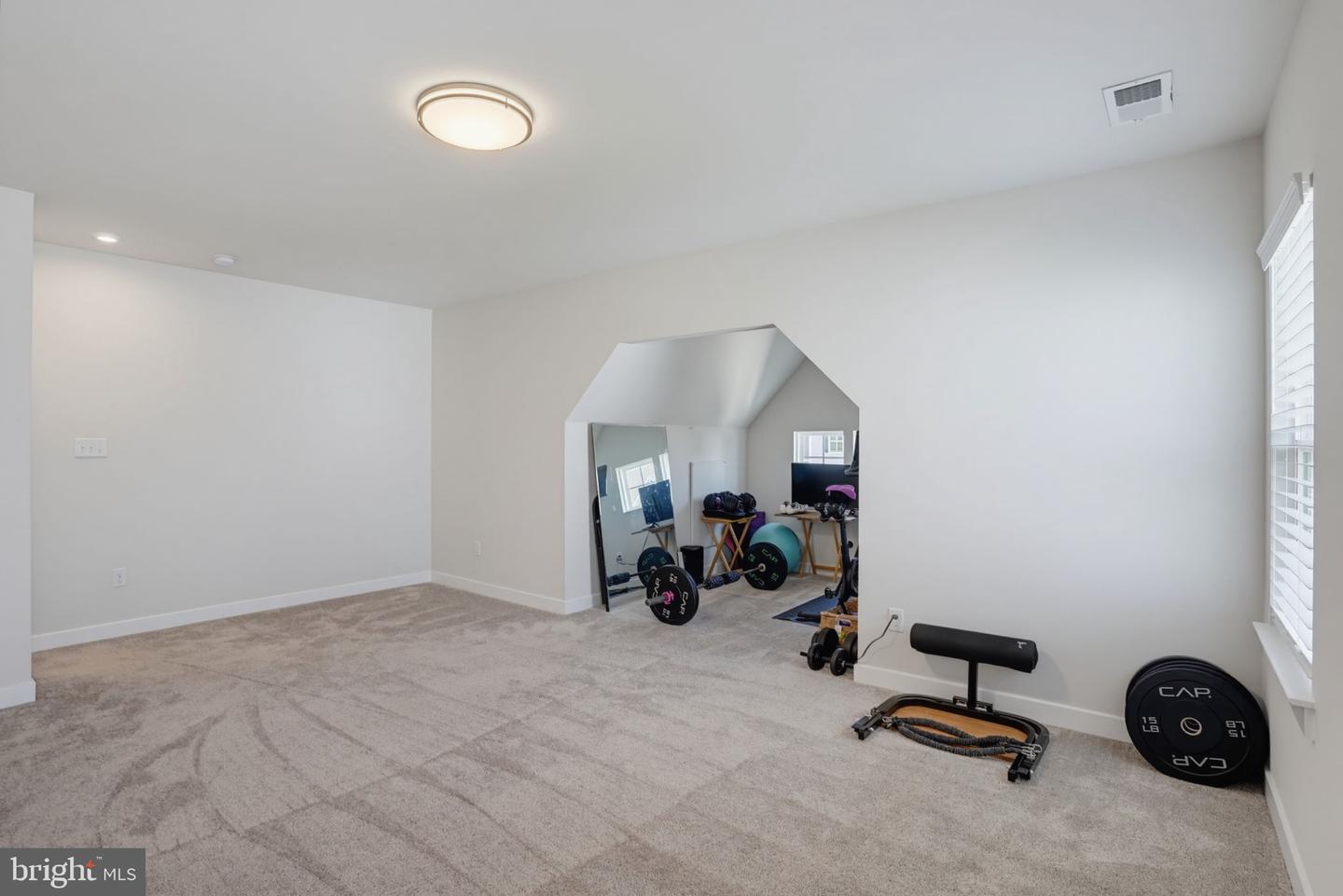 558 Spring Hollow Dr Property Photo 46