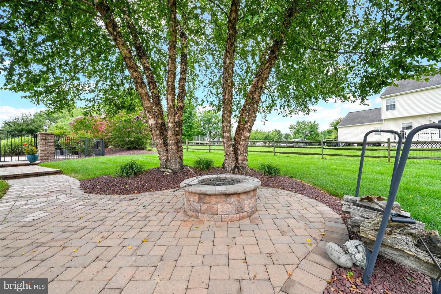 3 Mildred Ln Property Photo 53