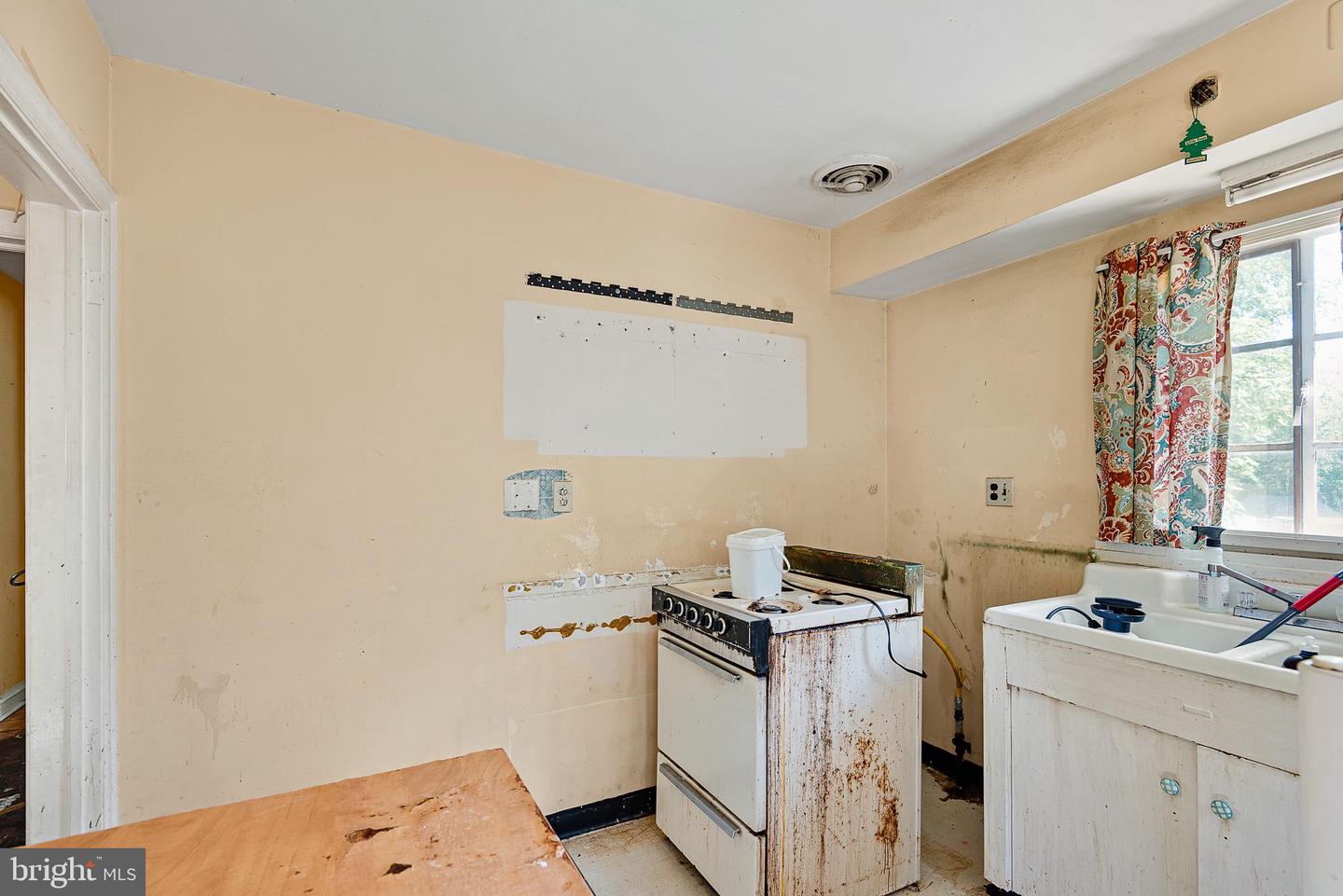 9 E 44th St Property Photo 20