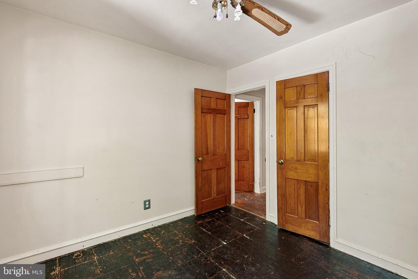9 E 44th St Property Photo 25