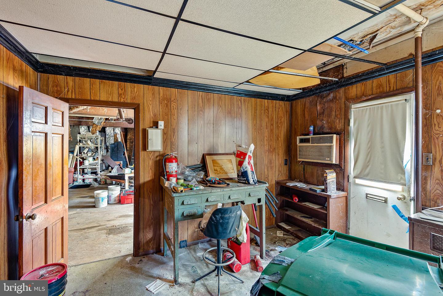 9 E 44th St Property Photo 41