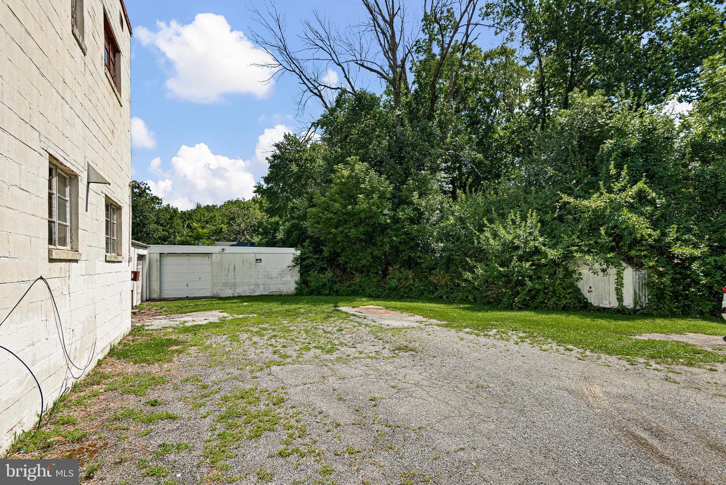 9 E 44th St Property Photo 47