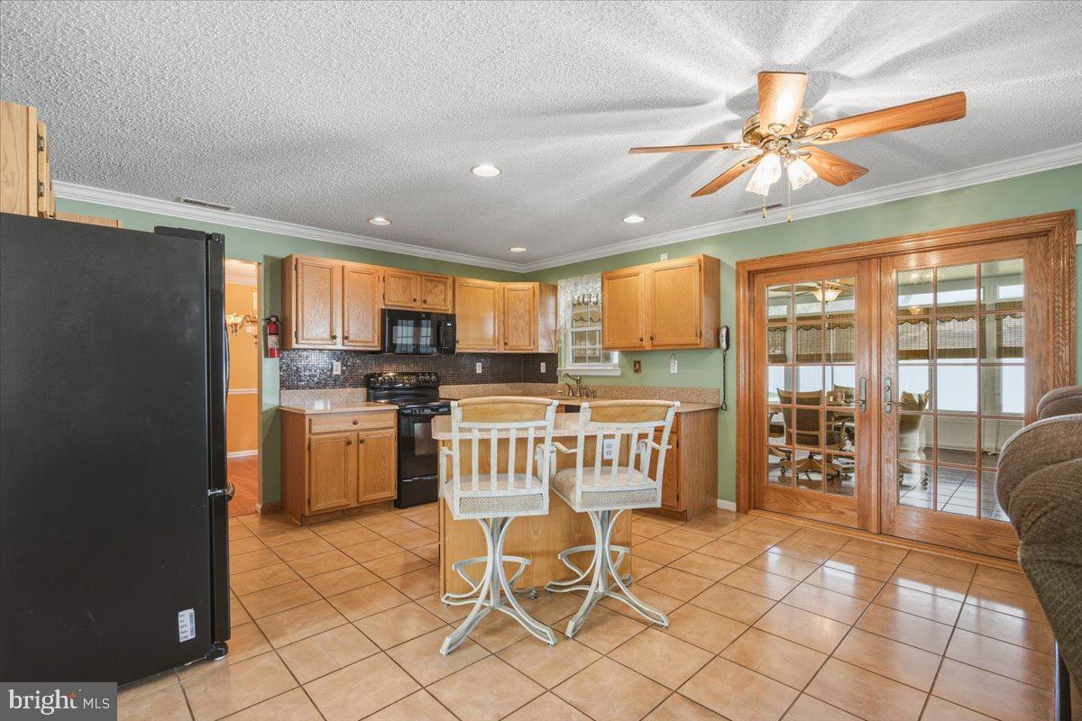 4 Lindsay Ct Property Photo 17