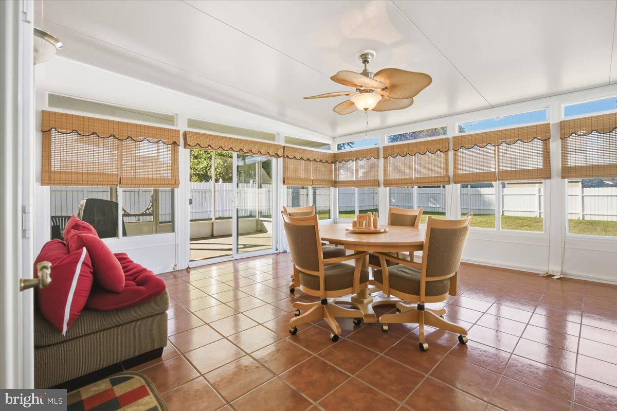 4 Lindsay Ct Property Photo 24
