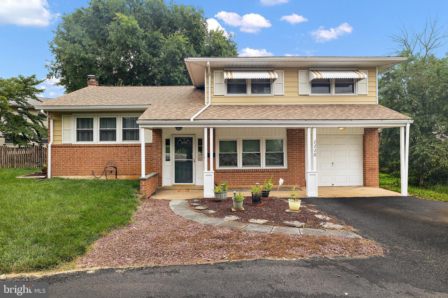 1115 Milltown Rd Property Photo 1