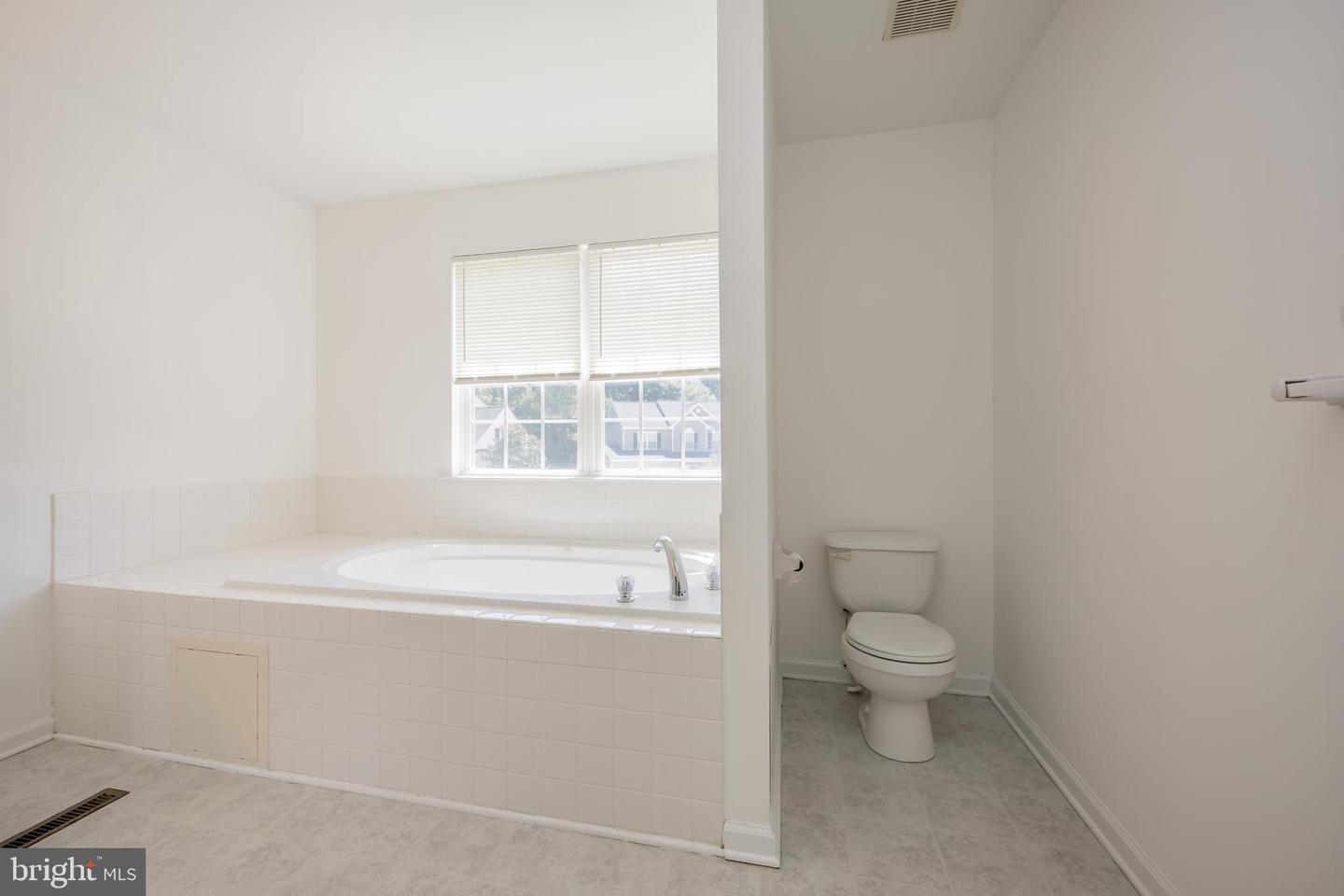 3 Foxfield Ct Property Photo 52