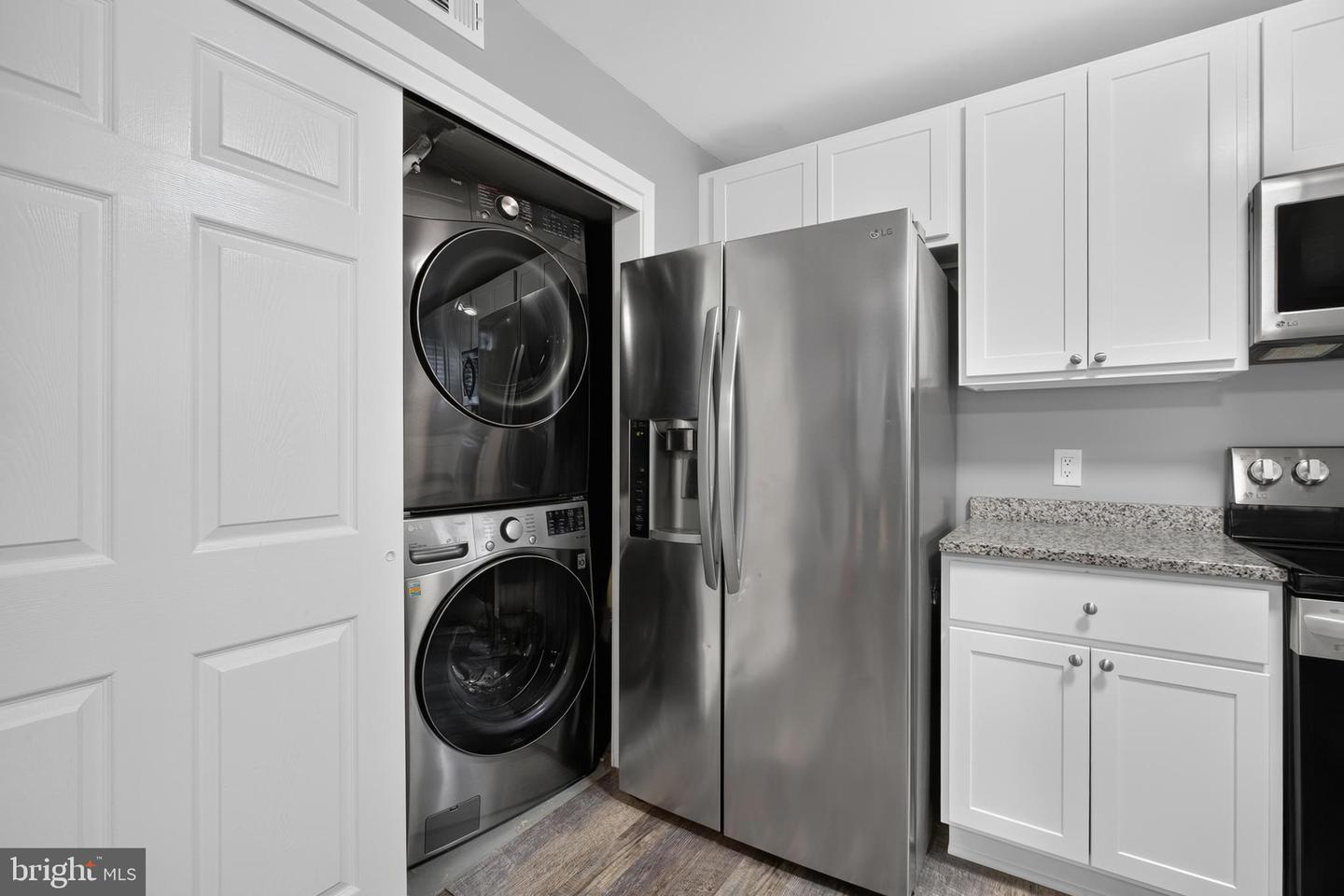 4702 Center Ter #4702 Property Photo 17