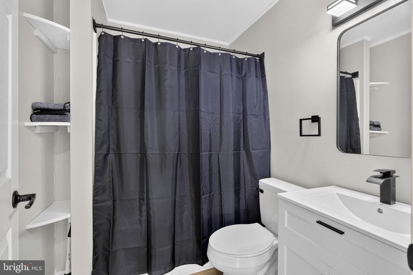 18 Defoe Cir Property Photo 10
