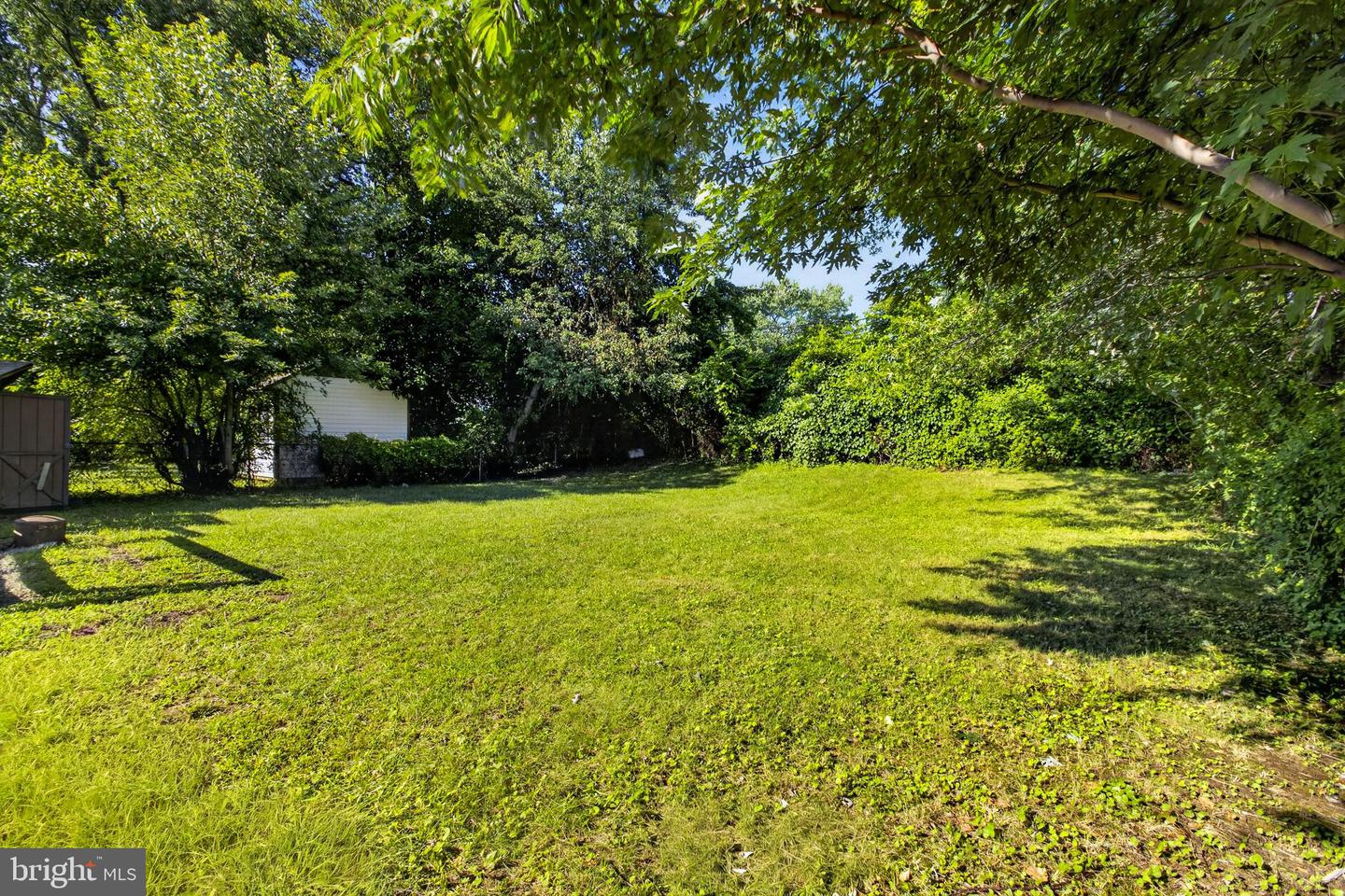 18 Defoe Cir Property Photo 13