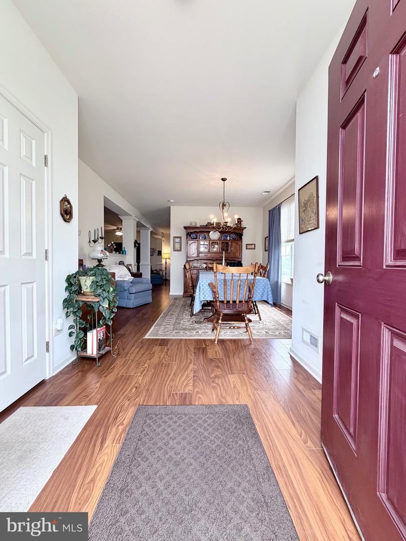 1034 Sherbourne Rd Property Photo 3