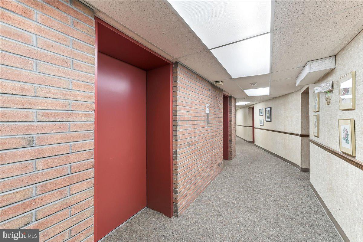 1100 Lore Ave #402 Property Photo 8