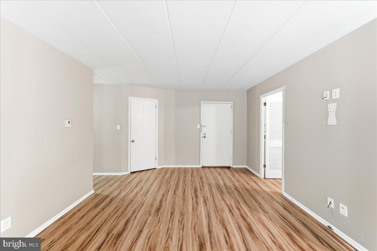 1100 Lore Ave #402 Property Photo 9