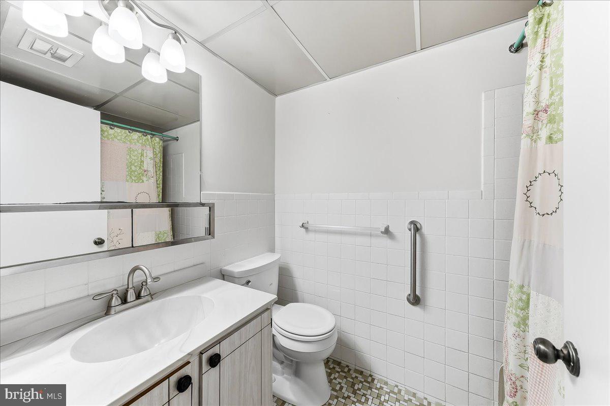 1100 Lore Ave #402 Property Photo 17