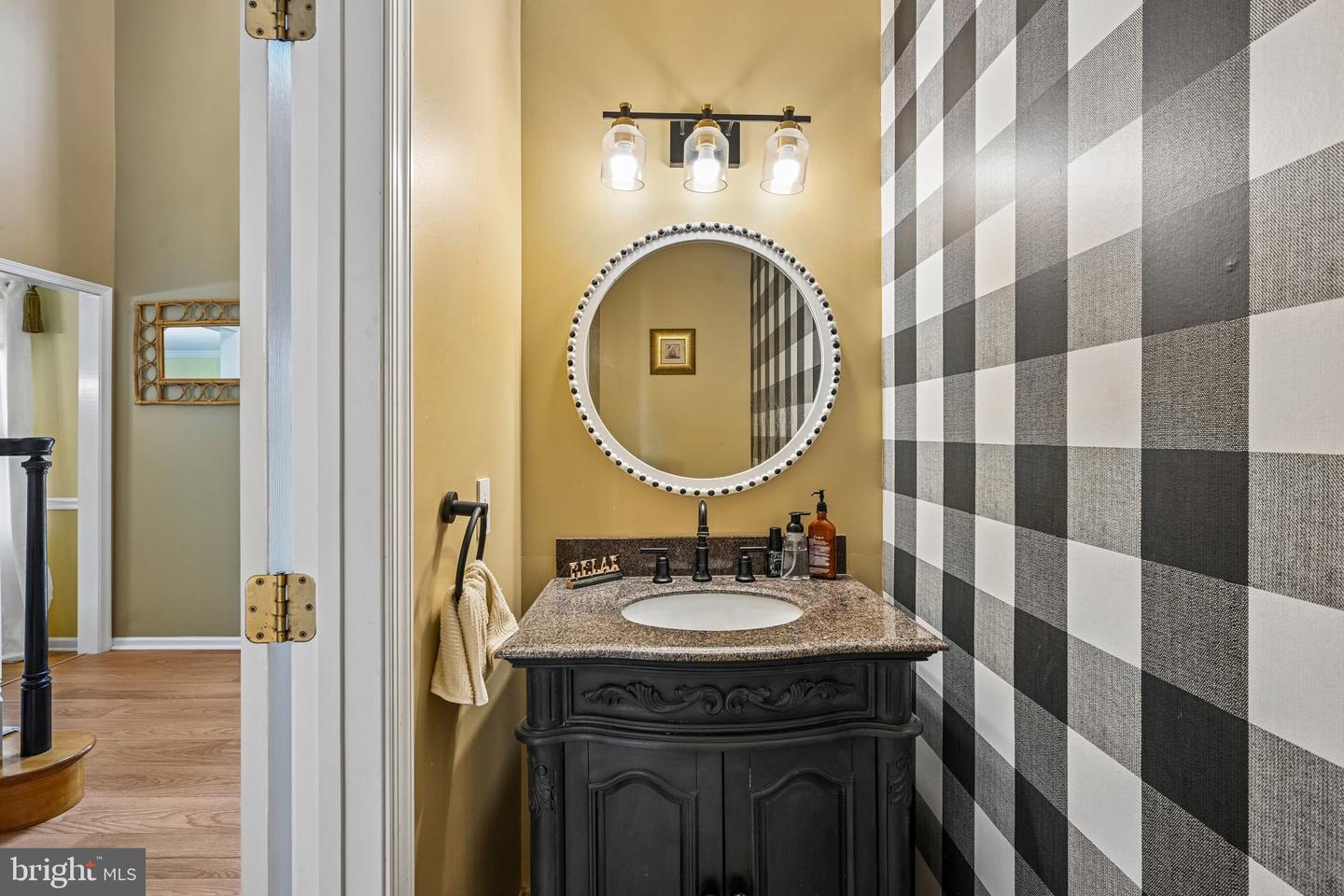 10 Steffie Dr Property Photo 18