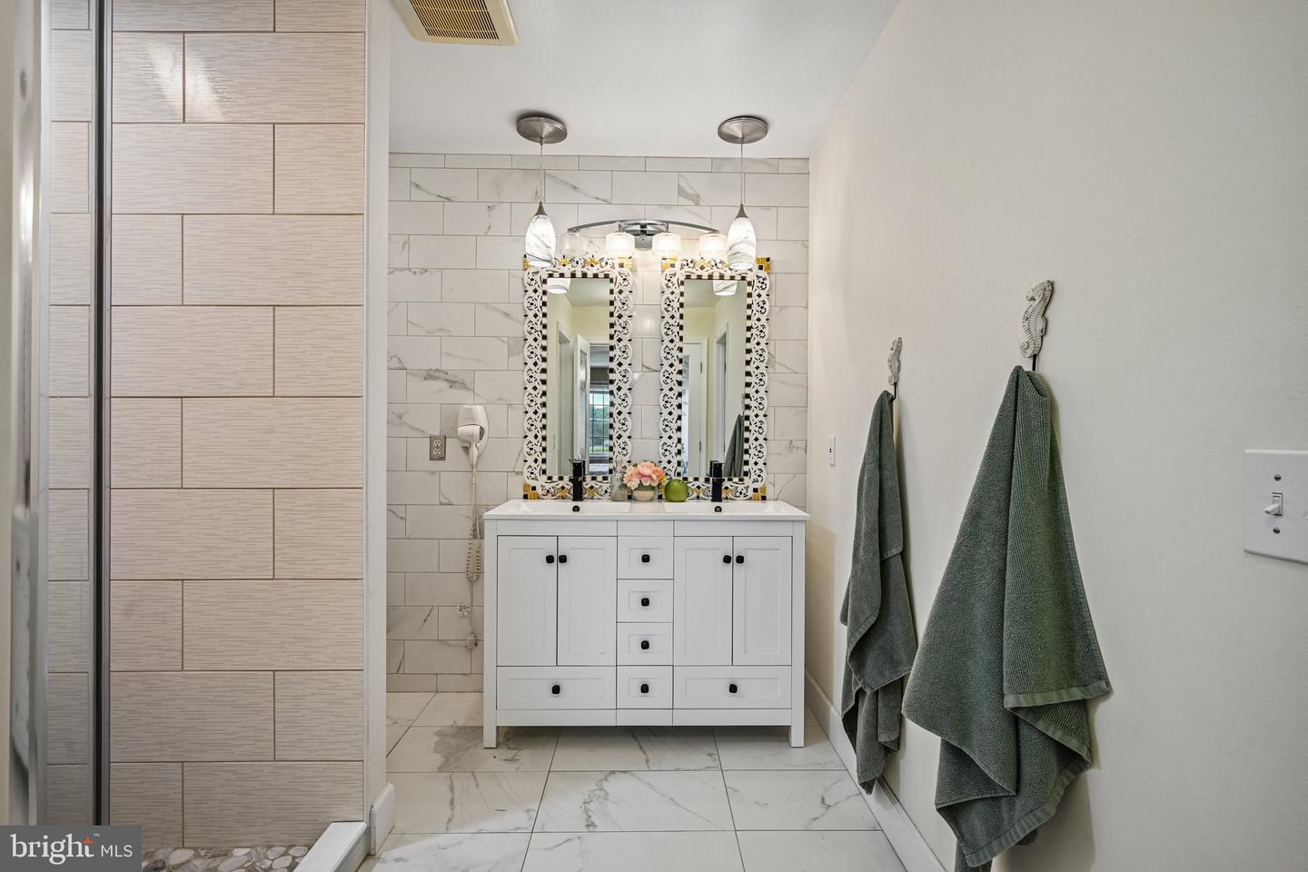 10 Steffie Dr Property Photo 24