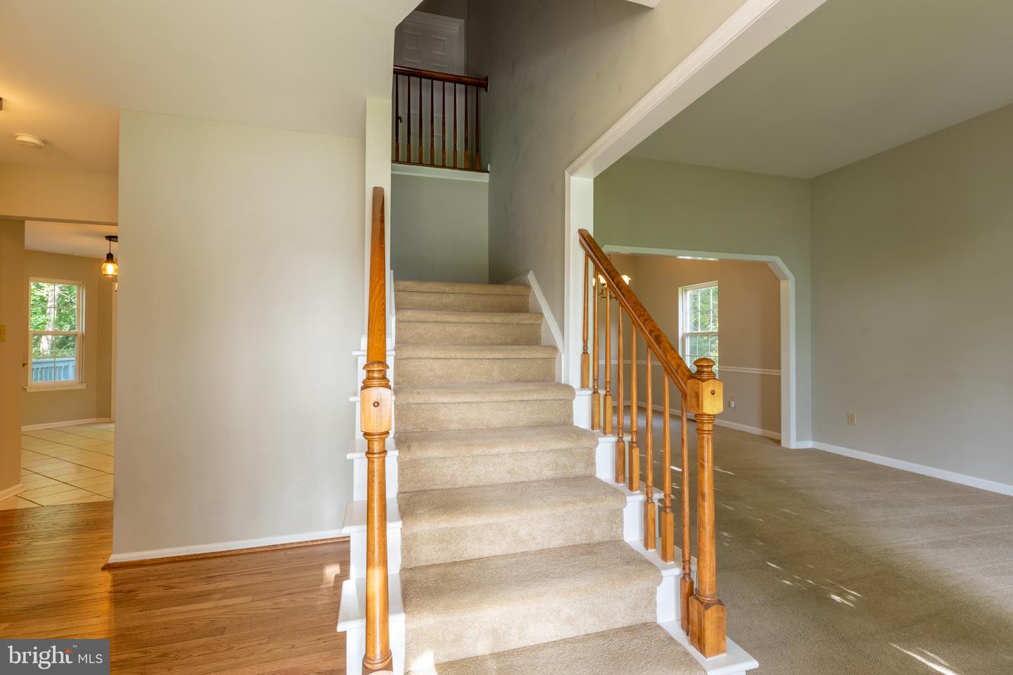 223 E Flagstone Dr Property Photo 5