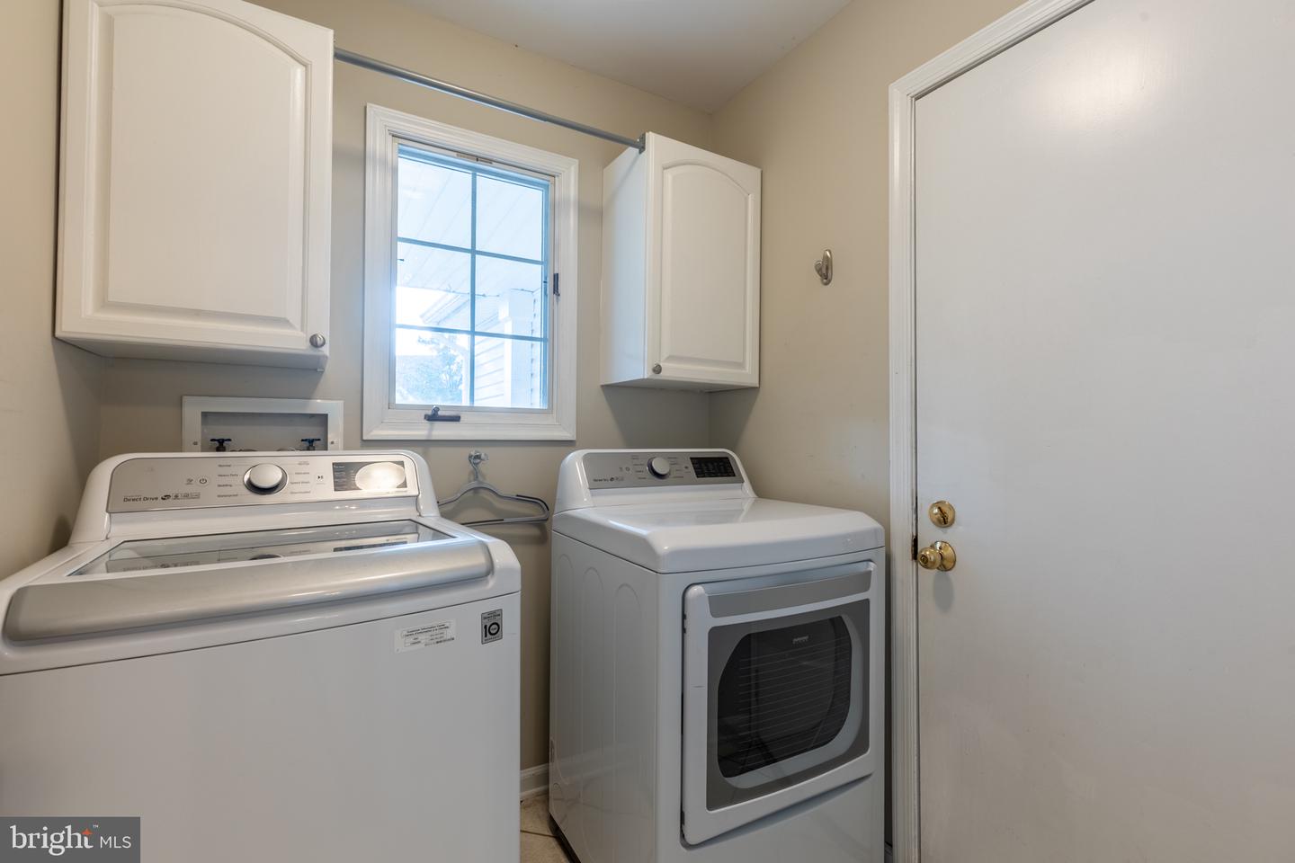 223 E Flagstone Dr Property Photo 17