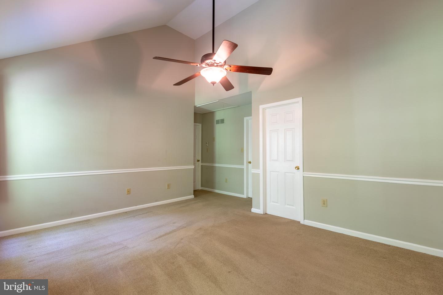 223 E Flagstone Dr Property Photo 20