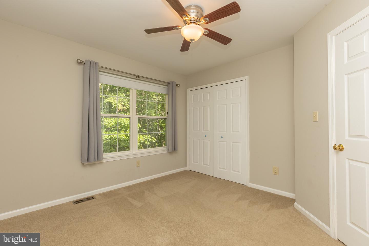 223 E Flagstone Dr Property Photo 24