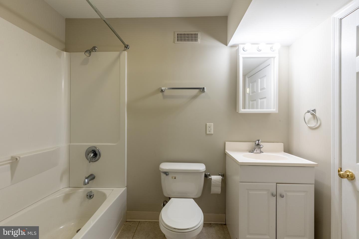 223 E Flagstone Dr Property Photo 30