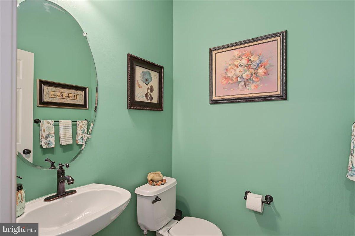 2 Hummingbird Ln Property Photo 19