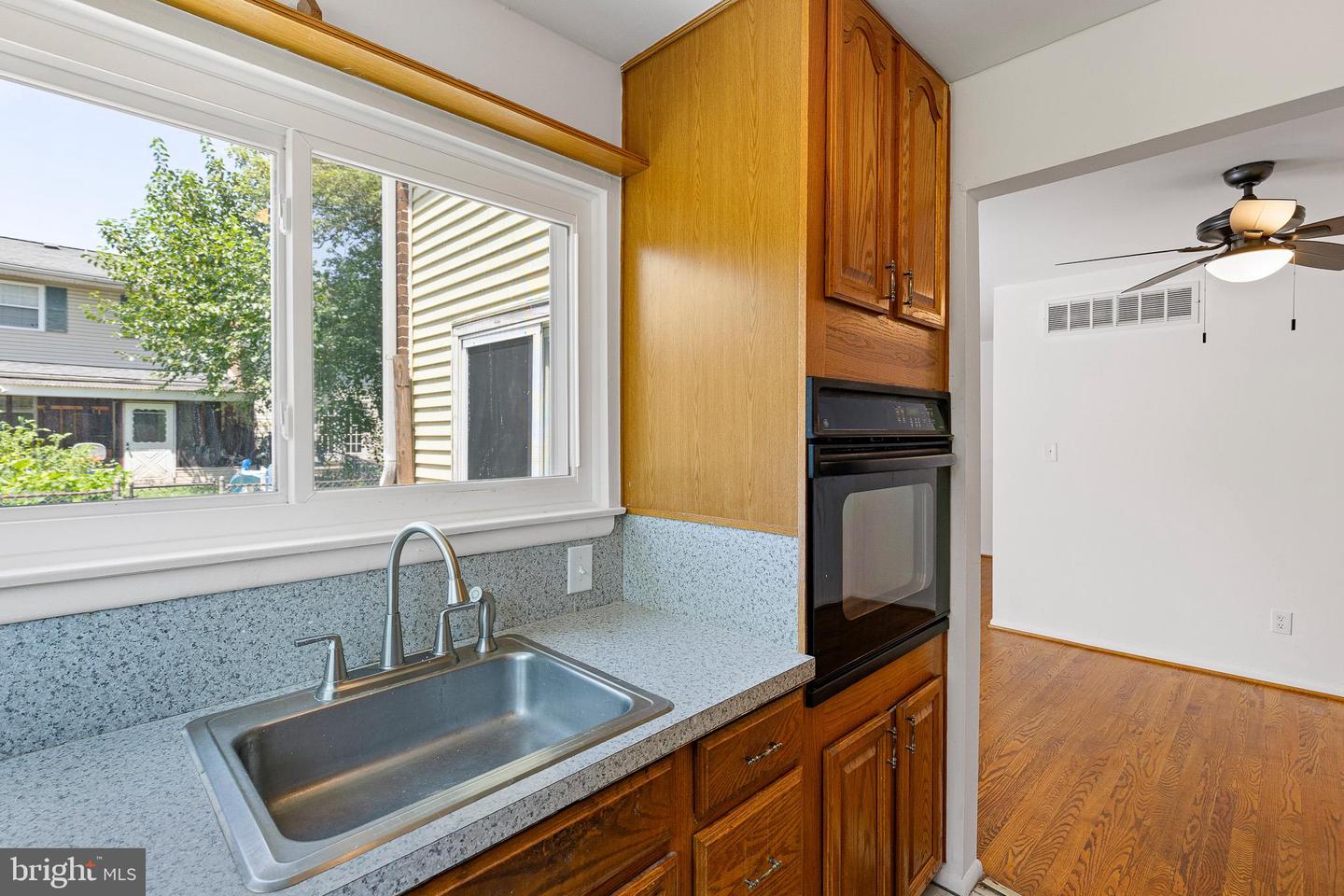 323 E Edgewater Way Property Photo 11