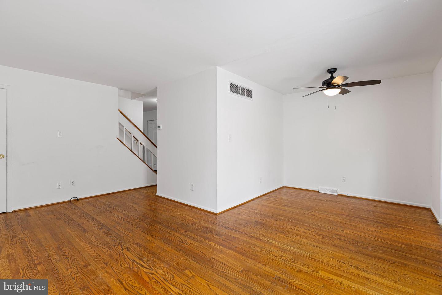 323 E Edgewater Way Property Photo 20