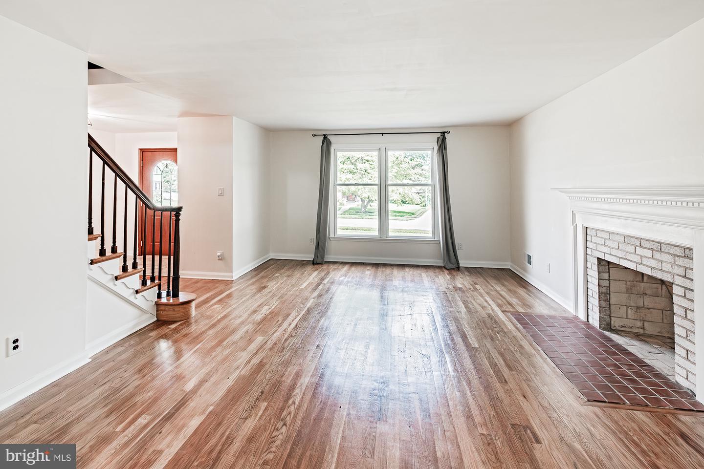 2412 Manet Rd Property Photo 8