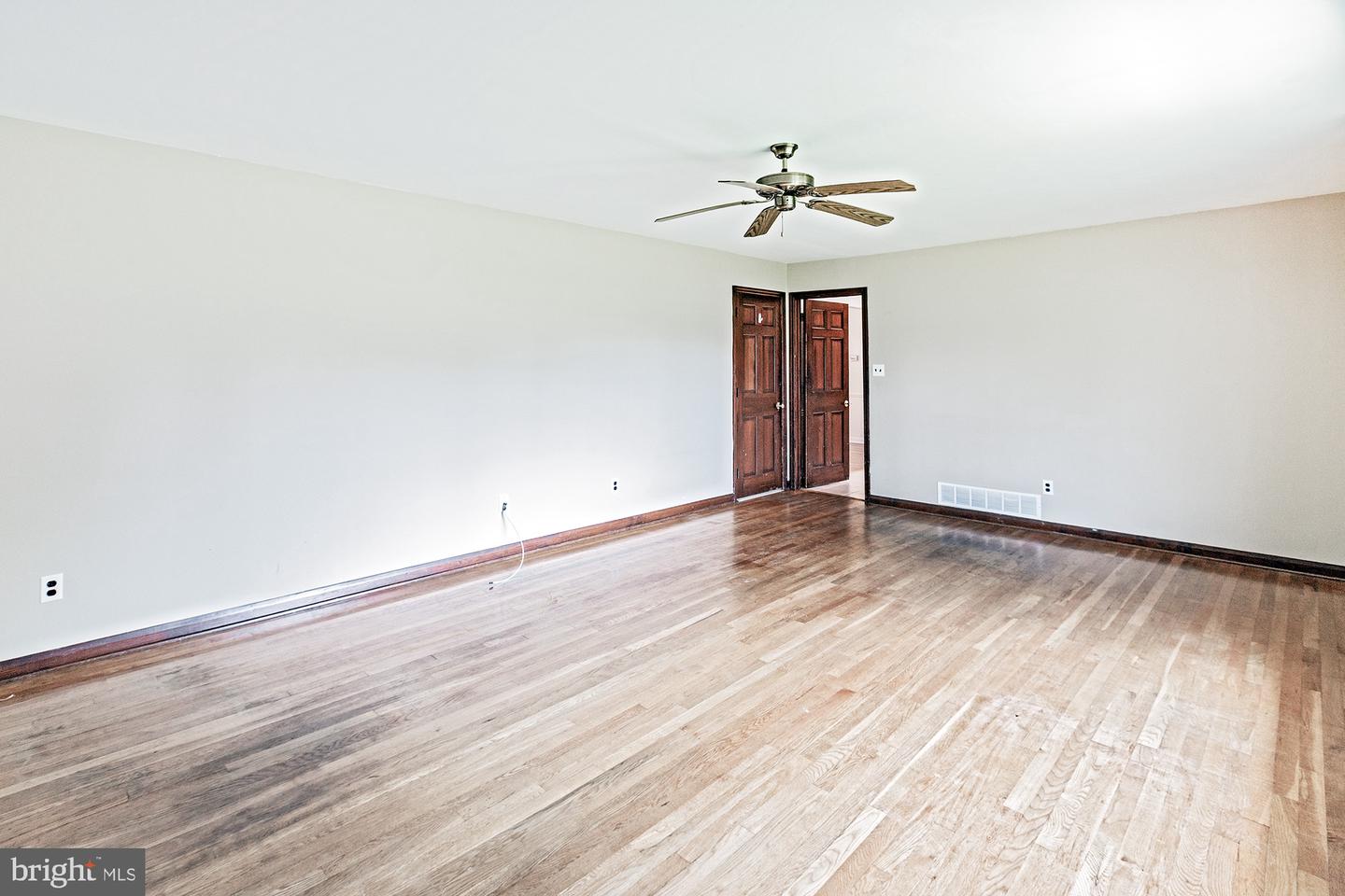 2412 Manet Rd Property Photo 18