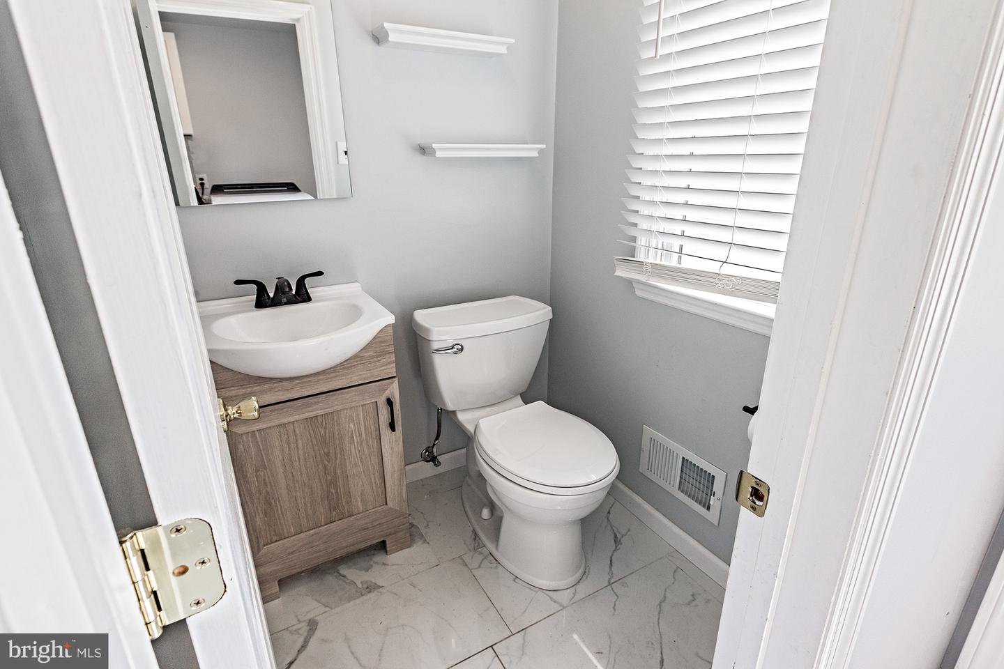 2412 Manet Rd Property Photo 20